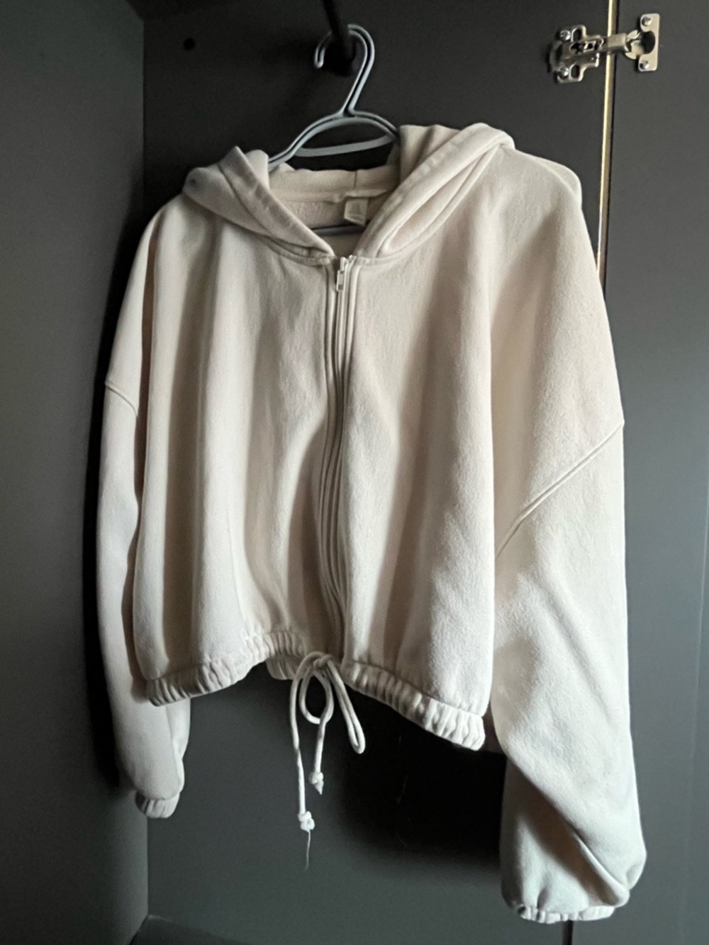H&M Cream Cropped Zip Hoodie with Drawstring Hem